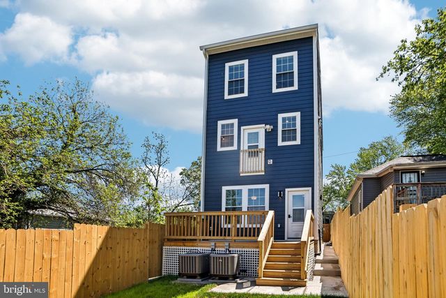 322 56TH ST NE, Washington, DC 20019