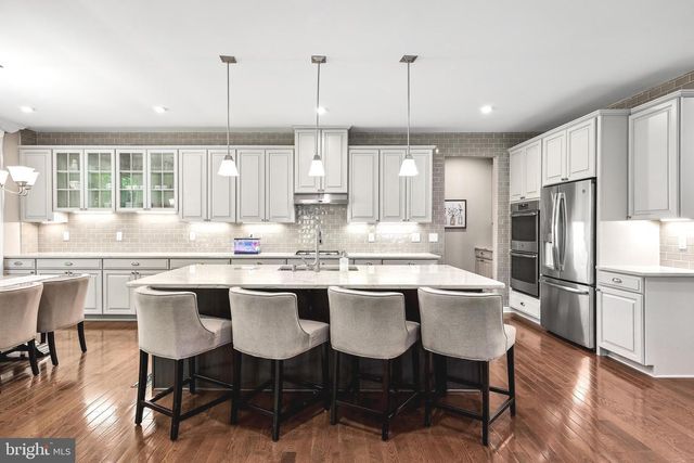 1208 PEACH TREE CT, Delran, NJ 08075