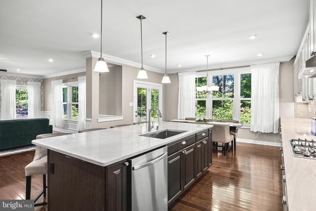 1208 PEACH TREE CT, Delran, NJ 08075