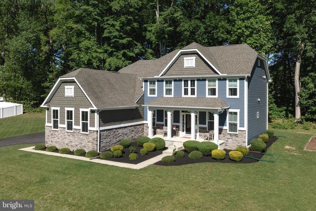 1208 PEACH TREE CT, Delran, NJ 08075