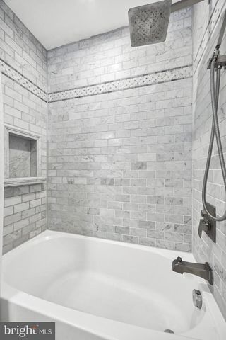 1208 PEACH TREE CT, Delran, NJ 08075