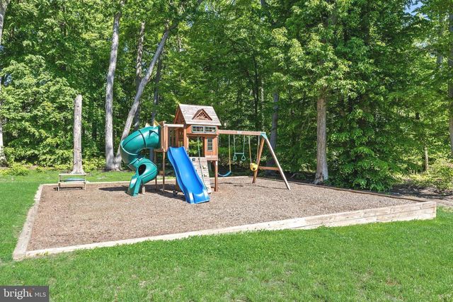 1208 PEACH TREE CT, Delran, NJ 08075