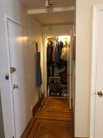 33 Bay State Road 4F, Boston, MA 02215