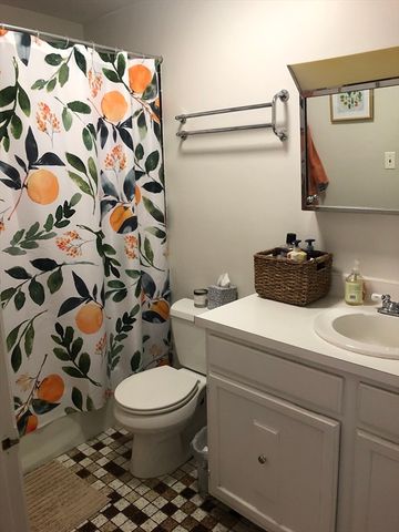 33 Bay State Road 4F, Boston, MA 02215