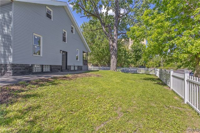 203 Maple Street, Syracuse, NY 13210