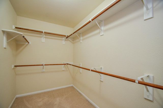 2903 Gaelic Green Street, Houston, TX 77045