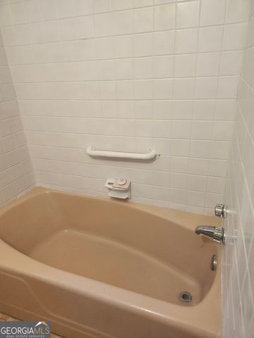 2828 Engle Road NW, Atlanta, GA 30318