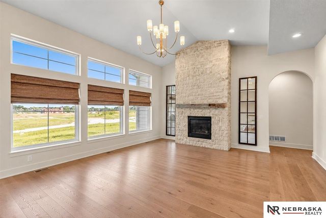11007 N 159th Avenue, Bennington, NE 68007