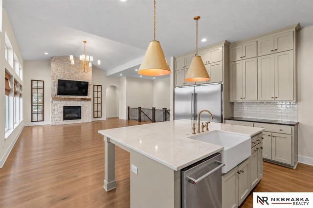 11007 N 159th Avenue, Bennington, NE 68007