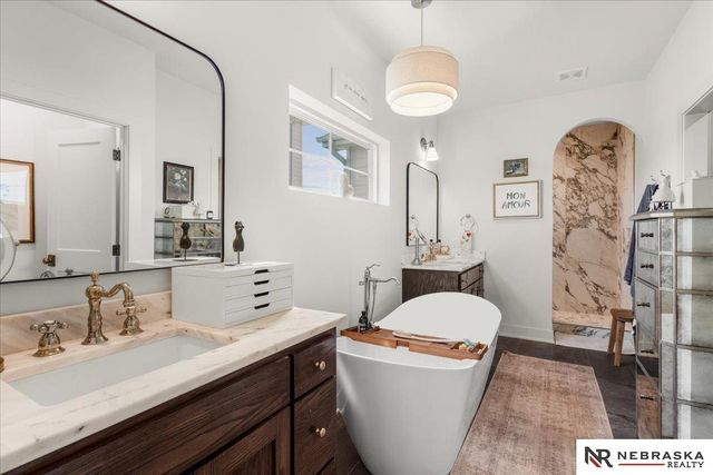 11007 N 159th Avenue, Bennington, NE 68007