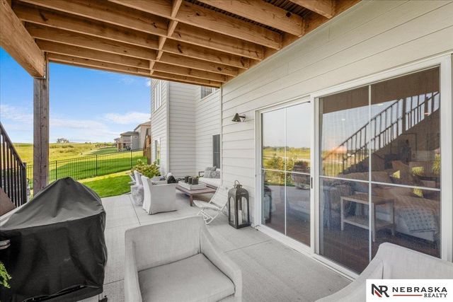 11007 N 159th Avenue, Bennington, NE 68007