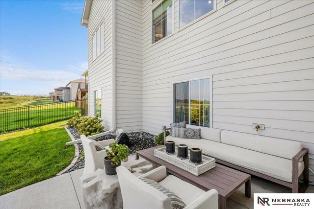 11007 N 159th Avenue, Bennington, NE 68007