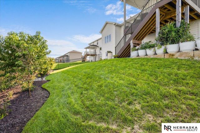 11007 N 159th Avenue, Bennington, NE 68007