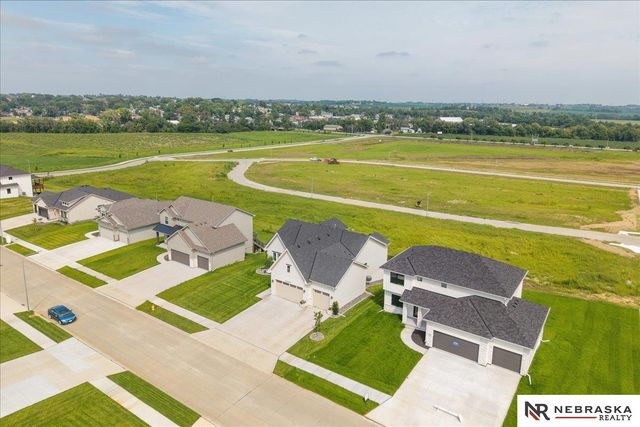 11007 N 159th Avenue, Bennington, NE 68007