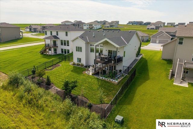 11007 N 159th Avenue, Bennington, NE 68007