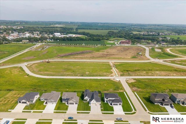 11007 N 159th Avenue, Bennington, NE 68007