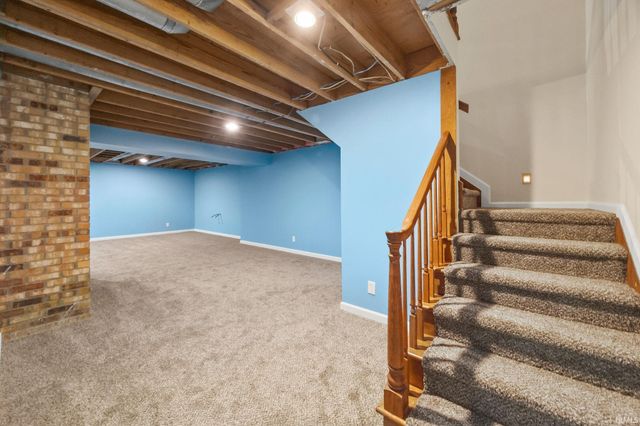 7190 Robert Ross Lane, West Lafayette, IN 47906