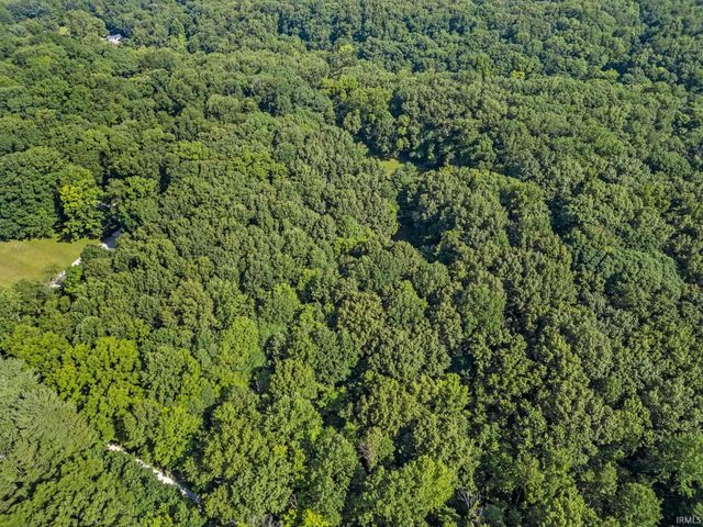 7190 Robert Ross Lane, West Lafayette, IN 47906