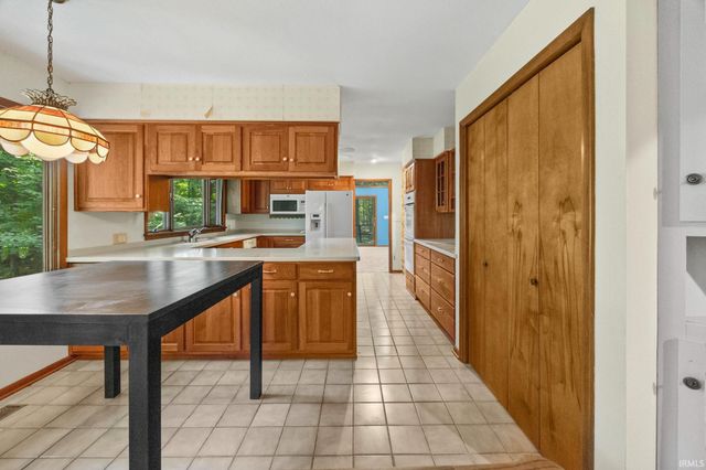 7190 Robert Ross Lane, West Lafayette, IN 47906