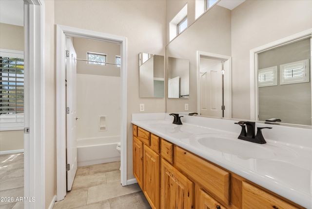 6435 S BLAKE Court, Gilbert, AZ 85298