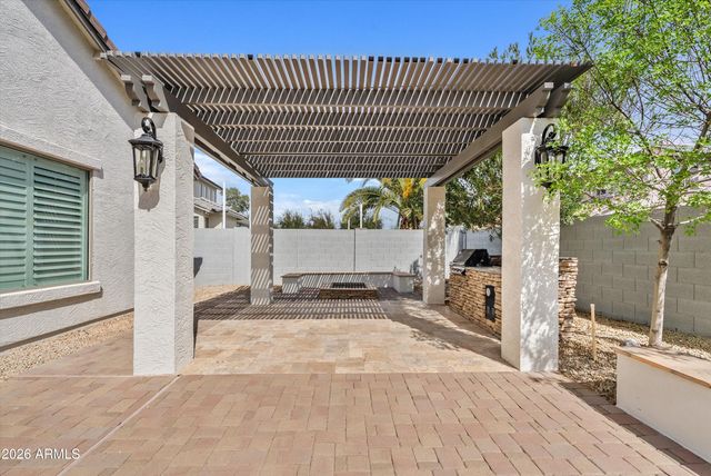 6435 S BLAKE Court, Gilbert, AZ 85298