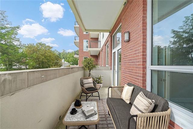 3820 Roswell Road 205, Atlanta, GA 30342