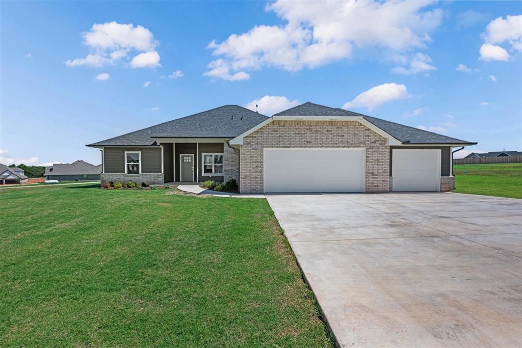 600 Still Meadows, Guthrie, OK 73044