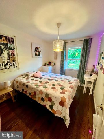 11117 WHISPERWOOD LN, North Bethesda, MD 20852