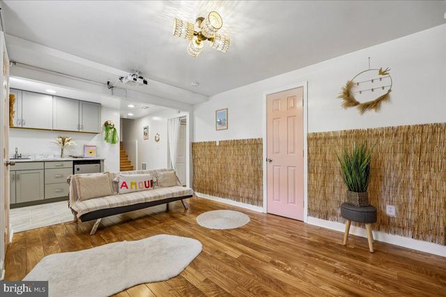 11117 WHISPERWOOD LN, North Bethesda, MD 20852
