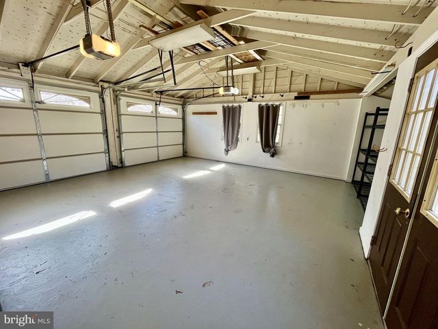11117 WHISPERWOOD LN, North Bethesda, MD 20852