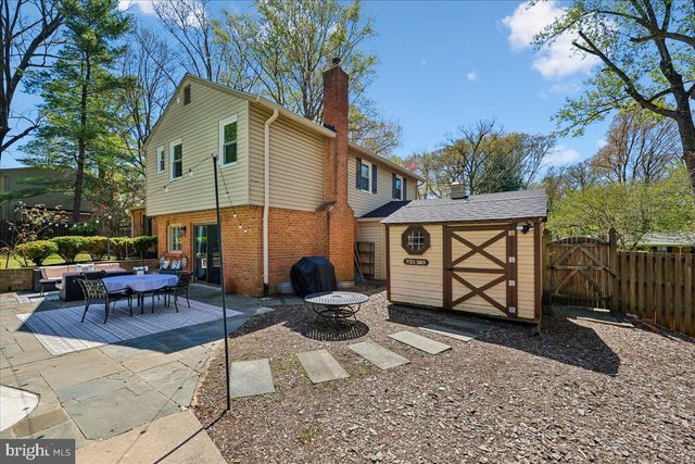 11117 WHISPERWOOD LN, North Bethesda, MD 20852