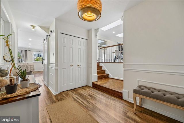 11117 WHISPERWOOD LN, North Bethesda, MD 20852