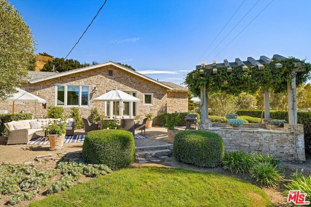 959 E Highway 246, Solvang, CA 93463