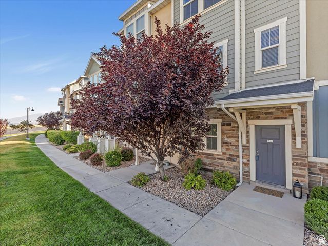 341 N 680 E, Vineyard, UT 84059