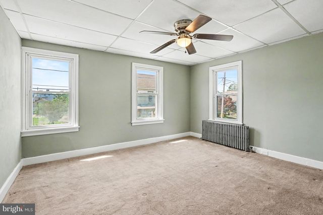 20 W FACTORY ST, Mechanicsburg, PA 17055
