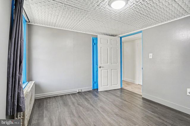 20 W FACTORY ST, Mechanicsburg, PA 17055