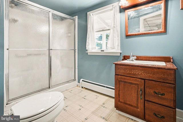 20 W FACTORY ST, Mechanicsburg, PA 17055