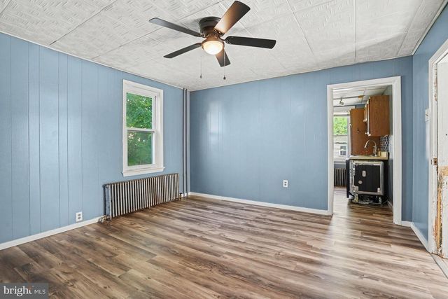 20 W FACTORY ST, Mechanicsburg, PA 17055