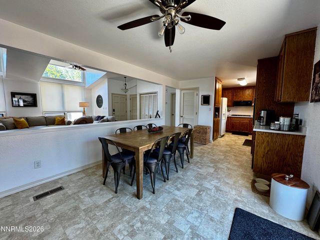 1700 Mackland Avenue, Minden, NV 89423