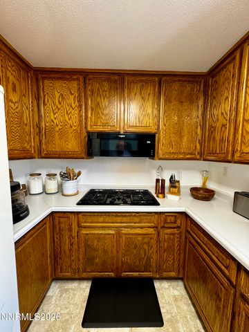 1700 Mackland Avenue, Minden, NV 89423