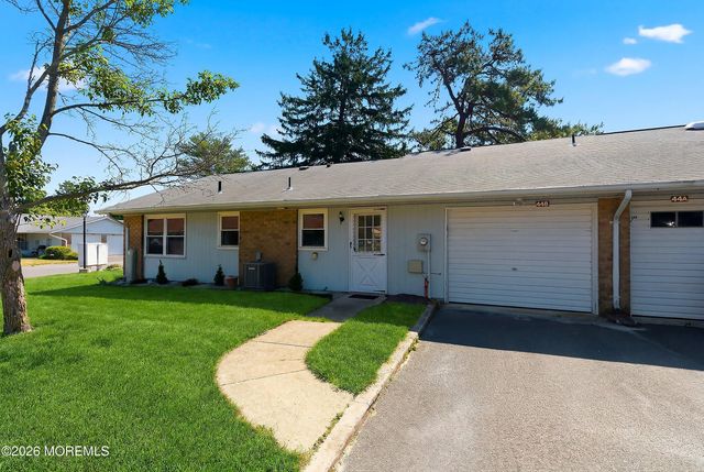 44 Buckingham Drive B, Manchester, NJ 08759
