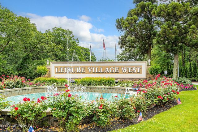 44 Buckingham Drive B, Manchester, NJ 08759