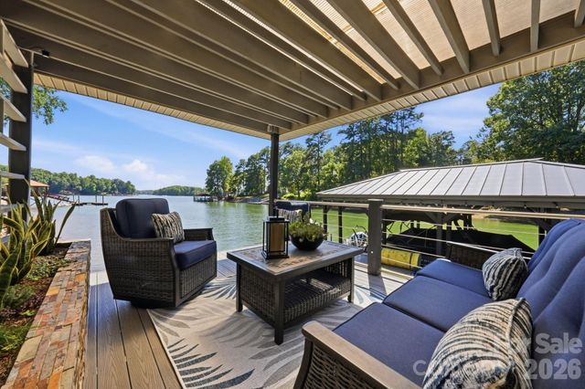 106 Norcross Lane, Mooresville, NC 28117