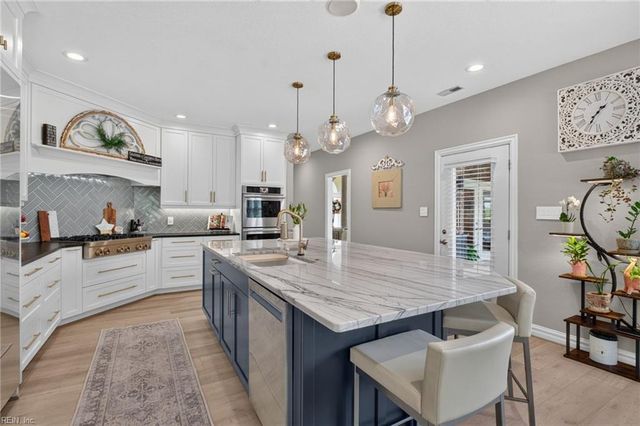 2528 Nestlebrook TRL, Virginia Beach, VA 23456
