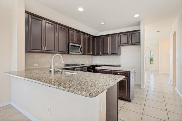 2671 Calmwood Drive, Little Elm, TX 75068