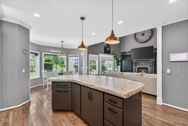 1760 Minear Road, Medford, OR 97501