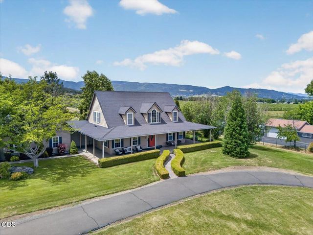 1760 Minear Road, Medford, OR 97501