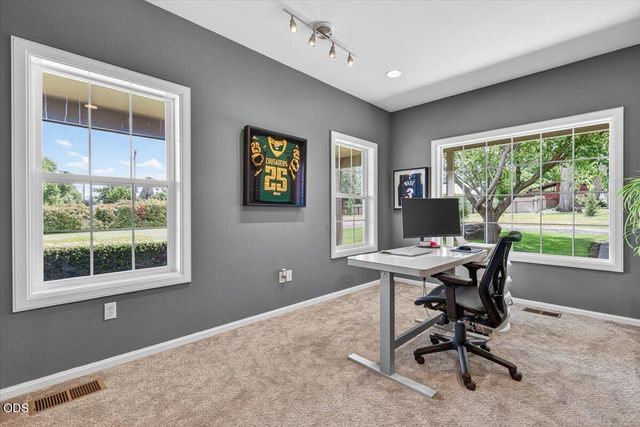 1760 Minear Road, Medford, OR 97501