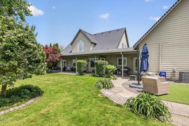 1760 Minear Road, Medford, OR 97501