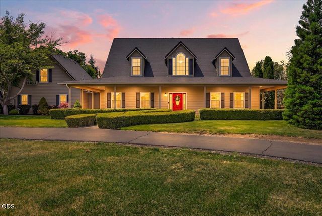 1760 Minear Road, Medford, OR 97501